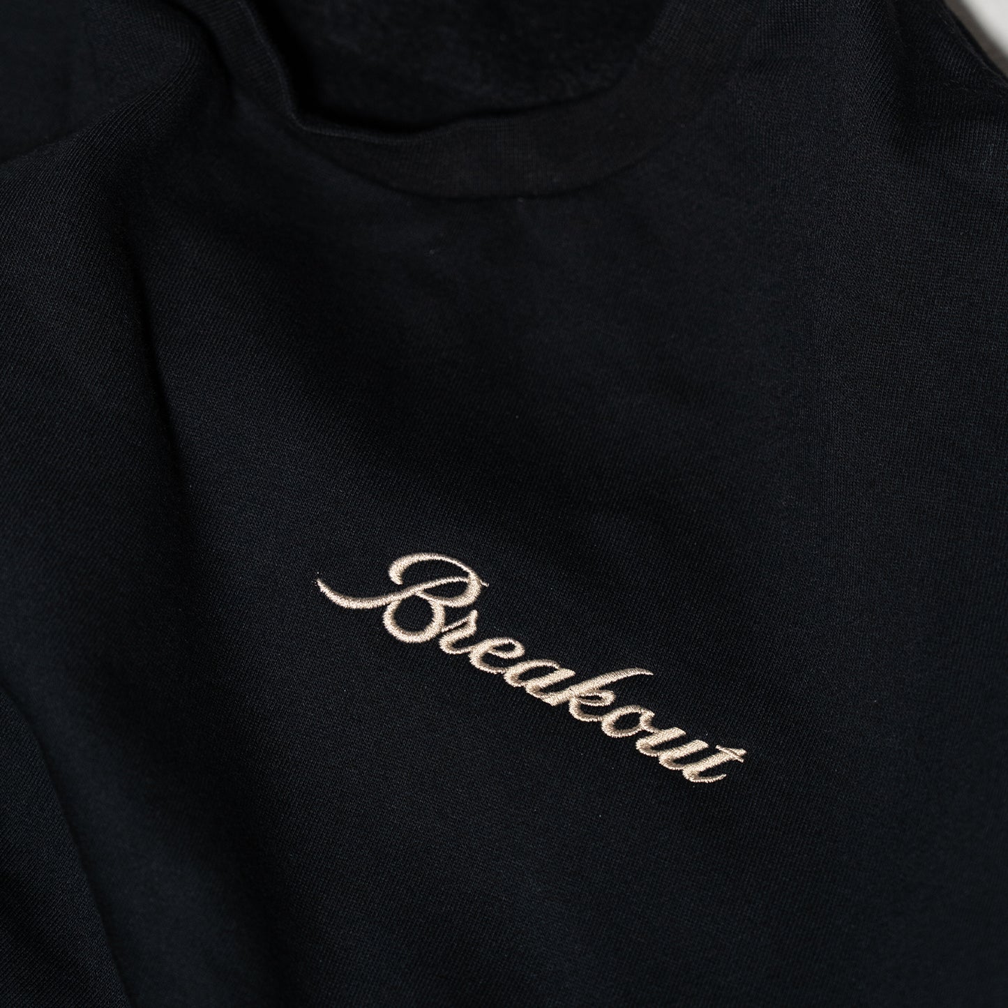 EMBROIDERED CREWNECK - BLACK