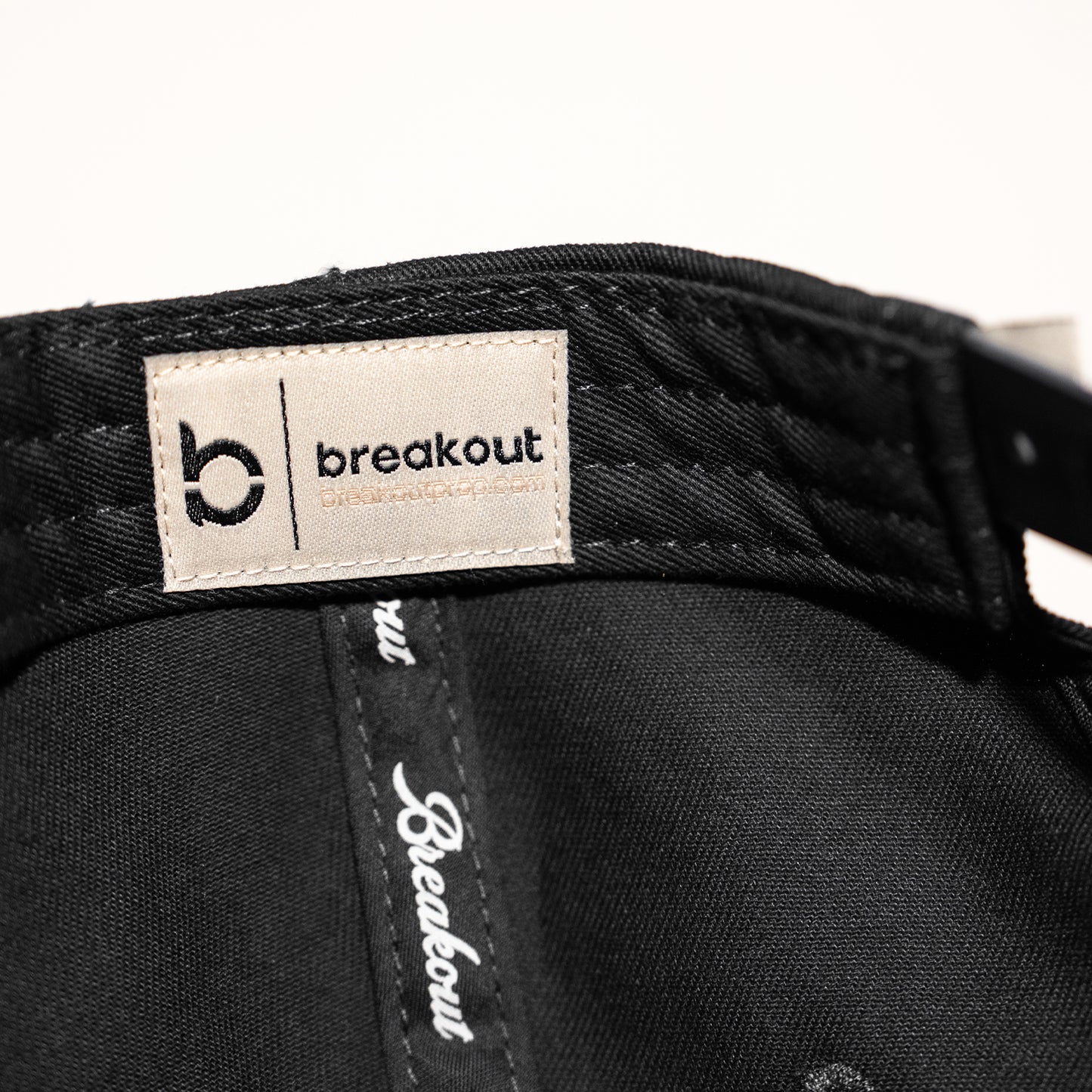 BREAKOUT HAT - BLACK
