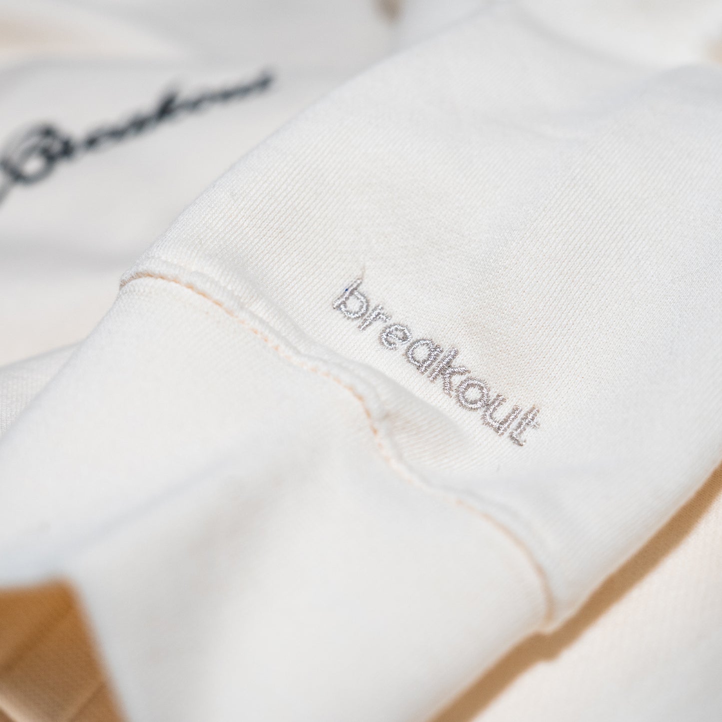 EMBROIDERED HOODIE - IVORY
