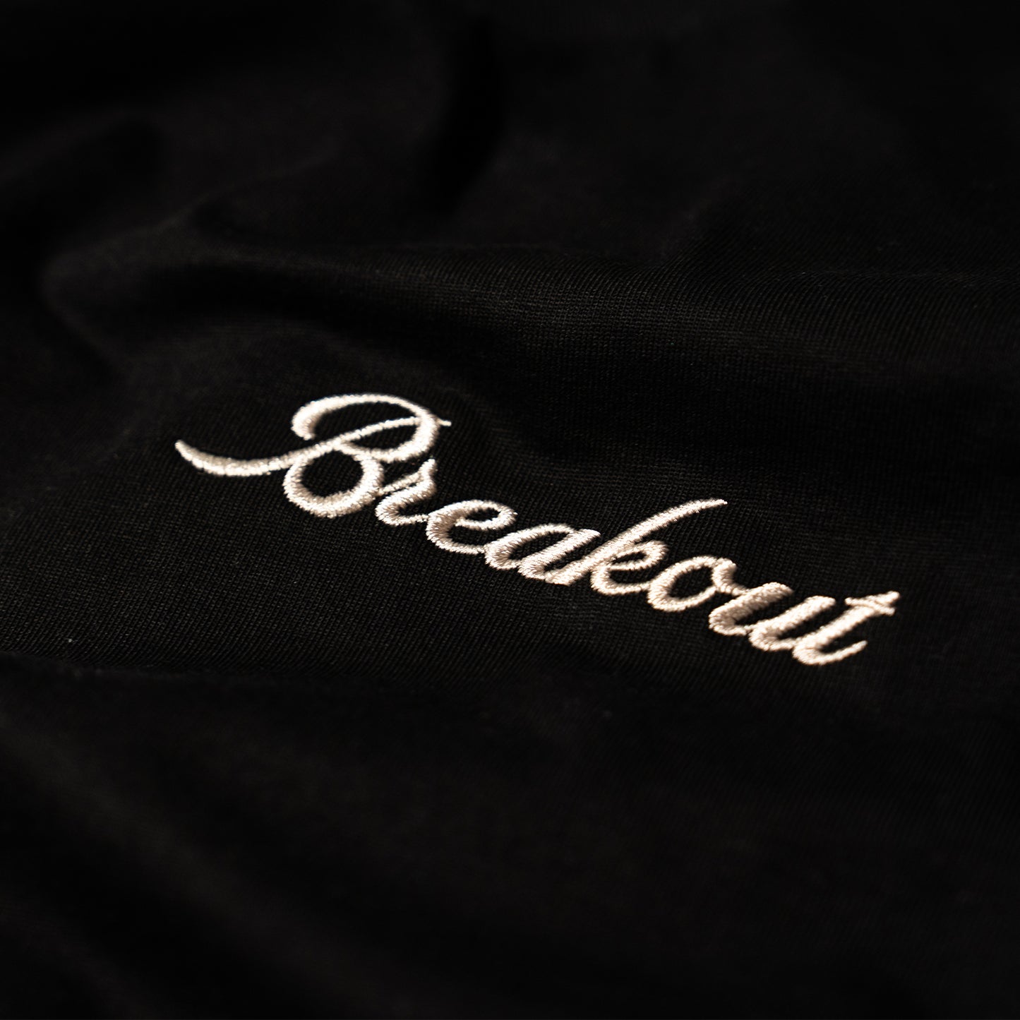 EMBROIDERED & PRINT TEE - BLACK