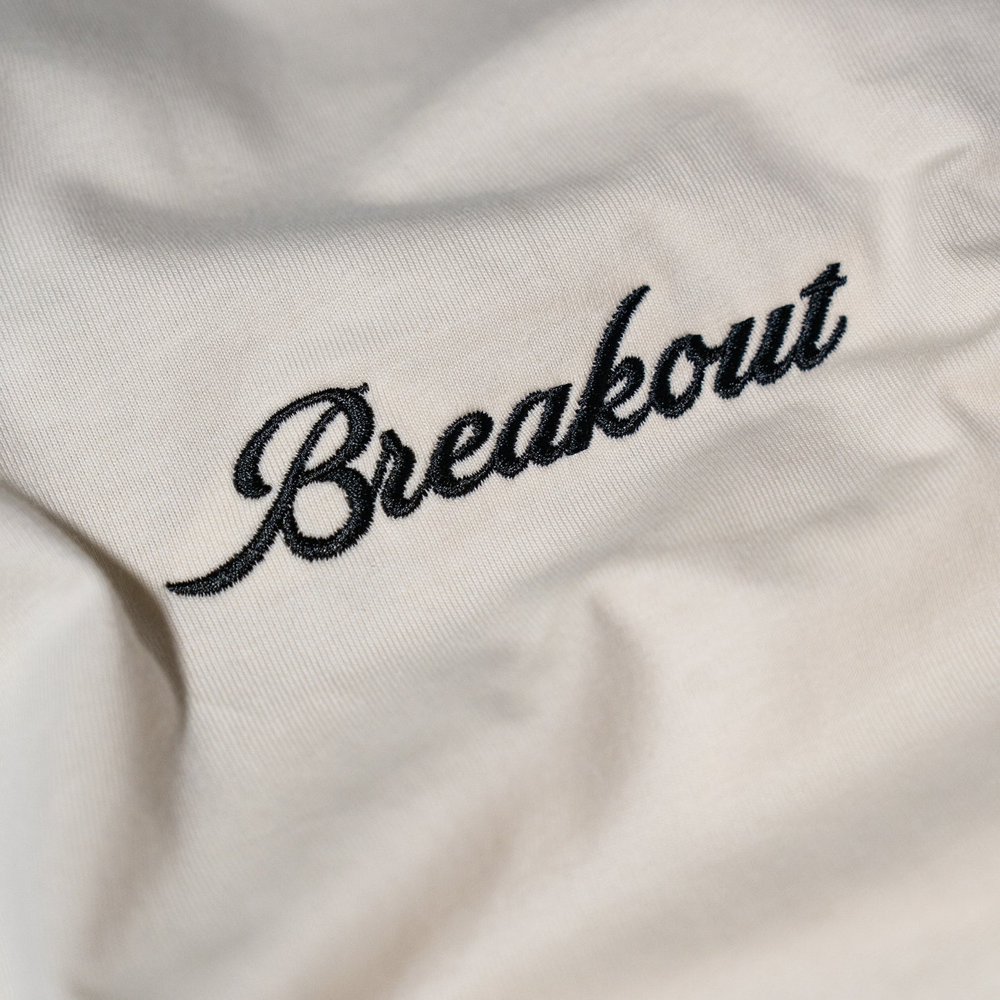 EMBROIDERED & PRINT TEE - IVORY